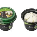 セブンイレブンのナナズグリーンティー 抹茶パフェを比較する。税込価格：419円。アレルギー：乳、小麦。