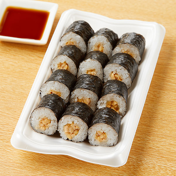 ファミリーマートの【北海道】納豆細巻寿司を比較する。税込価格：430円。鰹節のだしをきかせた北海道産ひきわり納豆を使用した納豆細巻寿司です。