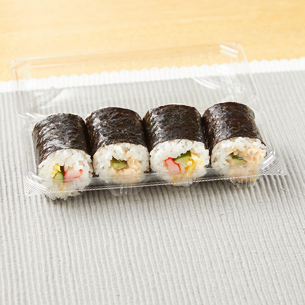 ファミリーマートの【北海道】ツナサラダ巻とカニカマ巻を比較する。税込価格：405円。シーチキンにコクのあるマヨネーズを使用したツナサラダ巻とたまごとカニカマを合わせたカニカマ巻を組み合わせた巻寿司のセットです。