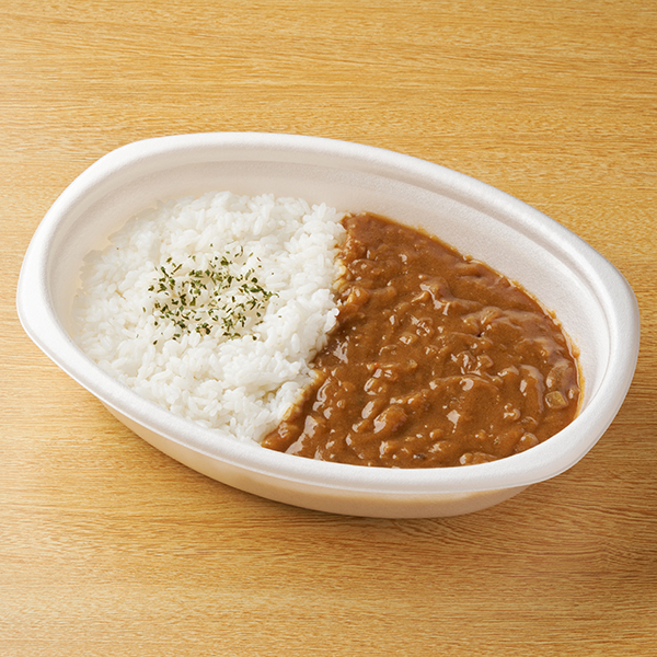 ファミリーマートの【中国・四国、九州】てんこ盛カレーを比較する。税込価格：698円。りんごやチャツネを使用し、辛さの中にも甘みを感じる味わいのてんこ盛カレーです。