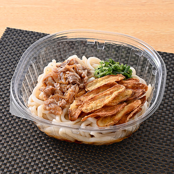 ファミリーマートの【九州】甘辛仕立ての牛肉煮 冷し肉ごぼう天うどんを比較する。税込価格：550円。甘辛く味付けした牛肉玉ねぎ煮とごぼう天を合わせた冷しうどんです。