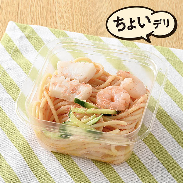 ファミリーマートの海老とイカの明太子スパゲティサラダを比較する。税込価格：268円、カロリー：204kcal、1円あたりカロリー：0.76kcal/円、たんぱく質：7.2g、1円あたりたんぱく質：0.03g/円、脂質：10.5g、炭水化物：20.8g、食塩相当量：2.4g。海老・イカ・きゅうりをトッピングし、隠し味に昆布茶で旨みをプラスした明太子スパゲティサラダです。アレルギー：えび、小麦、卵、乳成分、いか、さば、大豆、りんご、ゼラチン。