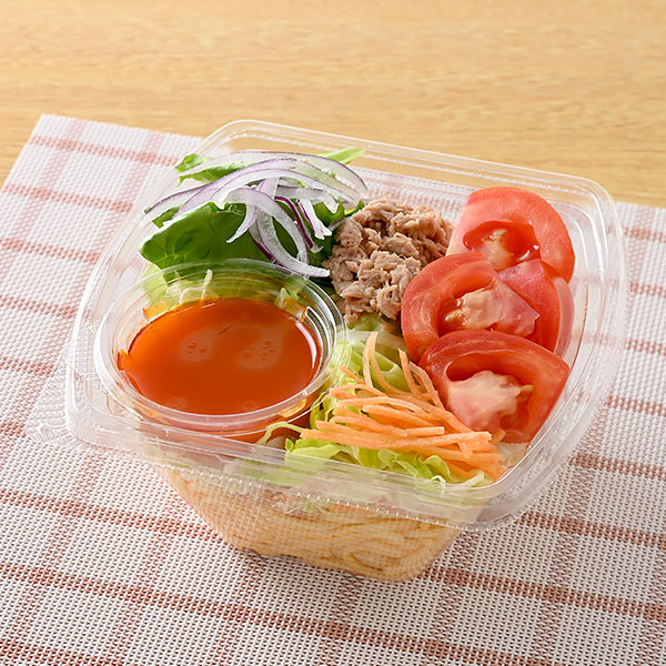 【関西】特製ドレッシングのトマトとツナのパスタサラダ ファミリーマート トマトケチャップにマスタードを合わせた特製ドレッシングで食べるパスタサラダです。