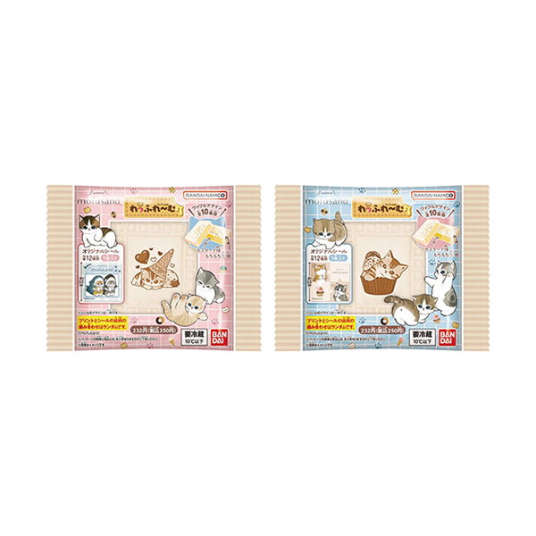 ファミリーマートのmofusand わっふれーむを比較する。税込価格：250円。mofusandが描かれたもちもち食感の四角いワッフルです。中にはカスタード味のクリームが入っています。プリントは全10種、シールは書き下ろし1種を含む全12種です。 ［ファミリーマート限定］。