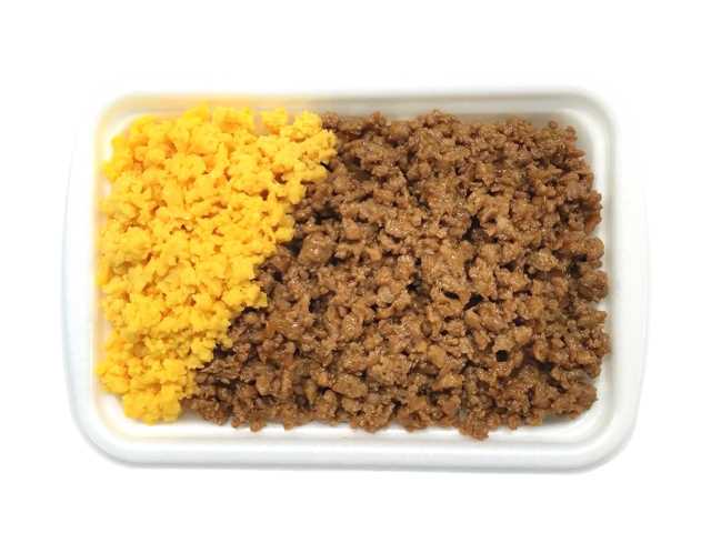 鶏そぼろ御飯 静岡県産鶏肉使用 セブンイレブン 静岡県産鶏肉を使用した鶏そぼろ御飯。