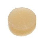 セブンイレブンのおでん 味しみ大根を比較する。税込価格：131円、カロリー：8kcal、1円あたりカロリー：0.06kcal/円、たんぱく質：0.3g、1円あたりたんぱく質：0.01未満g/円、脂質：0.1g、炭水化物：2g、糖質：1.3g、食物繊維：0.7g、食塩相当量：0.2g。季節に合わせ、おでんに適した品種を指定した国産大根を使用しています。しっかりと味が染みた大根に仕上げました。アレルギー：小麦 特定原材料に準ずる20品目: 大豆。