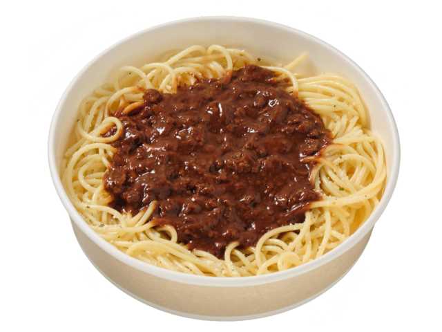 セブンイレブンの肉の旨味とデミのコク ミートソースを比較する。税込価格：497円、カロリー：533kcal、1円あたりカロリー：1.07kcal/円、たんぱく質：20.3g、1円あたりたんぱく質：0.04g/円、脂質：14.9g、炭水化物：82g、糖質：76.6g、食物繊維：5.4g、食塩相当量：4.4g。肉の旨味とデミグラスのコクが溶け込んだミートソースのパスタです。アレルギー：乳、小麦。