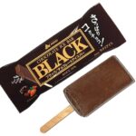 セブンイレブンの赤城 ブラック。税込価格：119円。アレルギー：乳、落花生。