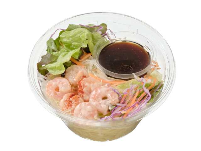 セブンイレブンのプリプリ海老のパスタサラダを比較する。税込価格：365円、カロリー：301kcal、1円あたりカロリー：0.82kcal/円、たんぱく質：13.6g、1円あたりたんぱく質：0.04g/円、脂質：7.3g、炭水化物：47.3g、糖質：43.2g、食物繊維：4.1g、食塩相当量：4.4g。海老がメイン具材の野菜と一緒に食べられるパスタサラダです。ピリ辛の和風ドレッシングをかけてお召し上がりください。アレルギー：卵、小麦、えび。