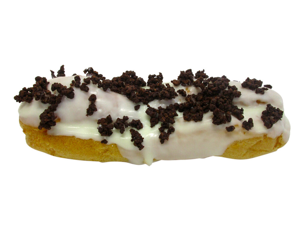 セブンイレブンのがぶっとエクレア葛巻町産牛乳のミルククリームを比較する。税込価格：270円、カロリー：456kcal、1円あたりカロリー：1.69kcal/円、たんぱく質：7g、1円あたりたんぱく質：0.03g/円、脂質：30g、炭水化物：40g、糖質：38.8g、食物繊維：1.2g、食塩相当量：0.3g。岩手葛巻町産牛乳を使用したミルククリームをたっぷりと詰めた、大きなエクレアです。アレルギー：卵、乳、小麦。