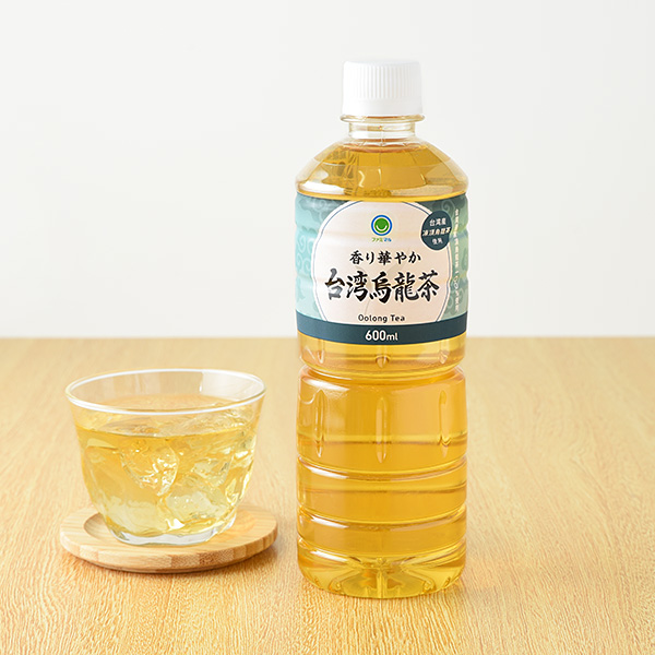 ファミリーマート 香り華やか 台湾烏龍茶 600ml