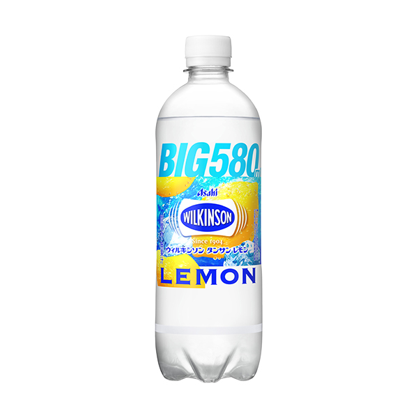 ファミリーマートのウィルキンソン タンサン レモン 580ml。税込価格：129円。大容量580mlサイズのレモンフレーバーの本格炭酸水です。 磨き抜かれた水と強めの炭酸から生まれる爽快感、爽やかなレモンの香りが特徴です。 ［ファミリーマート限定］。