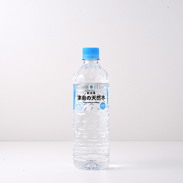 ファミリーマート 新潟県津南の天然水 600ml
