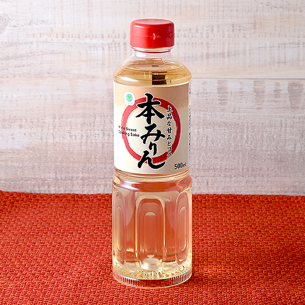 ファミリーマートの上品な甘みとコク本みりんを比較する。税込価格：298円。もち米で仕込む伝統製法の本みりんです。1～2ヵ月間の熟成によるまろやかな甘み、重厚な香り、美しい琥珀色が特徴です。