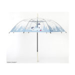 MOOMIN UMBRELLA BOOK Forest ver. ファミリーマート 雨の日が楽しみになる、ムーミンと仲間たちのおしゃれな傘が登場です。 ムーミン谷の森の中に、ムーミン、リトルミイ、ニョロニョロがいるシックなデザイン。上品で落ち着いたカラーリングなので、コーデやシーンを選ばず使えます。 【サイズ】 親骨の長さ約60cm。