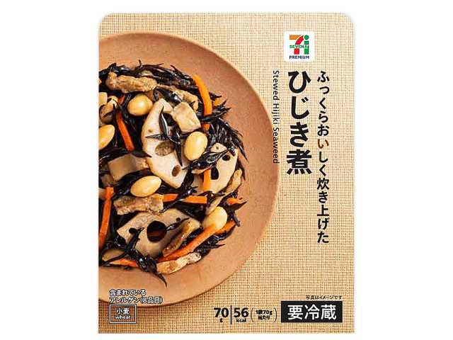 セブンイレブンの７プレミアム ひじき煮。税込価格：149円、カロリー：56kcal、たんぱく質：2.9g、脂質：1.6g、炭水化物：9.2g、糖質：5.8g、食物繊維：3.4g、食塩相当量：0.9g。ひじきと具材の食感を生かしながら、ふっくらと炊き上げた具だくさんのひじき煮です。アレルギー：小麦。