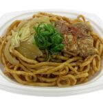 味噌だれホルモン焼うどん セブンイレブン 味噌だれで味付けしたホルモン焼うどん。