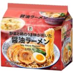 セブンイレブンの７プレミアム 醤油ラーメン５食パック。税込価格：279円、カロリー：374kcal、たんぱく質：9.3g、脂質：14.2g、炭水化物：53.5g、糖質：50.8g、食物繊維：2.7g、食塩相当量：5.2g。アレルギー：卵、乳、小麦。
