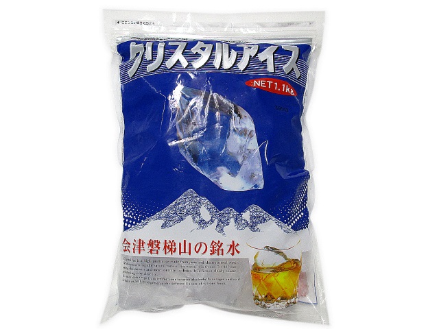 セブンイレブンのクリスタルアイス（袋）を比較する。税込価格：279円。