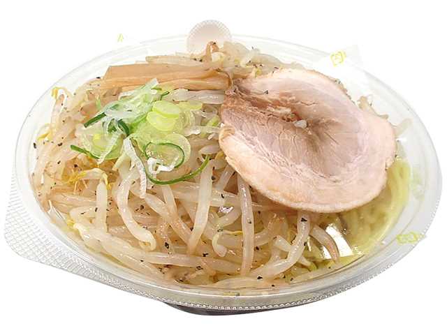 香る旨みつゆ 冷かけ鶏ガラ醤油ラーメン セブンイレブン 鶏ガラと醤油のスッキリとした味わいのスープが特長の冷たい醤油ラーメン。