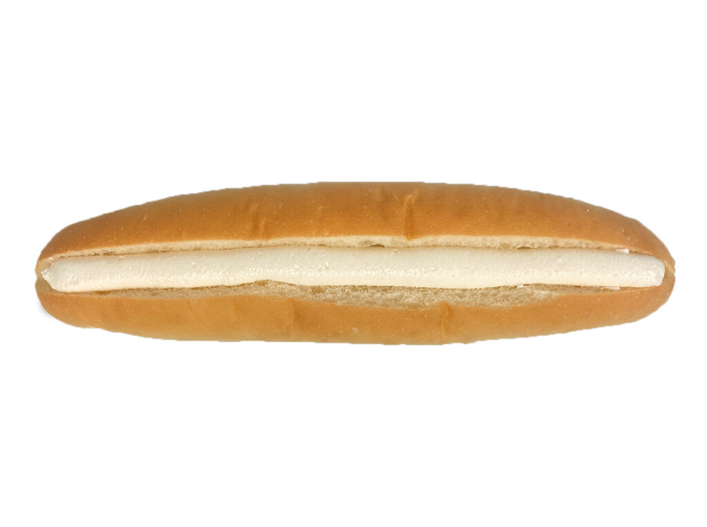 セブンイレブンのじゃりぱんを比較する。税込価格：151円、カロリー：449kcal、1円あたりカロリー：2.97kcal/円、たんぱく質：6.8g、1円あたりたんぱく質：0.04g/円、脂質：20.9g、炭水化物：59.2g、糖質：57.5g、食物繊維：1.7g、食塩相当量：0.9g。コッペパンでグラニュ―糖を混ぜ込んだじゃりじゃりとした食感を楽しめるクリームを挟みました。アレルギー：卵、乳、小麦。