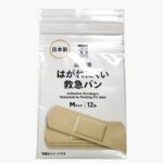 セブンイレブンの７ＰＬ滅菌済はがれにくい救急バン Ｍ １２枚。税込価格：152円。