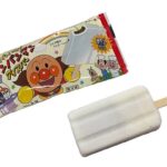 セブンイレブンの明治 アンパンマンアイスバー。税込価格：108円。アレルギー：乳。