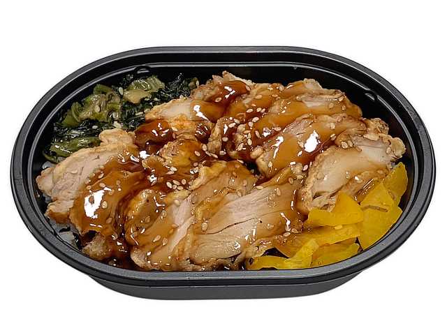 甘辛タレの鶏からあげ御飯 セブンイレブン 甘辛タレの唐揚げを盛り付けた御飯。