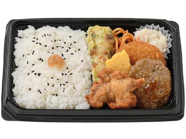 セブンイレブンのお好みおかず弁当を比較する。税込価格：538円、カロリー：611kcal、1円あたりカロリー：1.14kcal/円、たんぱく質：20.6g、1円あたりたんぱく質：0.04g/円、脂質：18.6g、炭水化物：92.7g、糖質：87.8g、食物繊維：4.9g、食塩相当量：3.2g。人気のおかずを盛り付けた定番の幕の内弁当です。アレルギー：卵、乳、小麦。