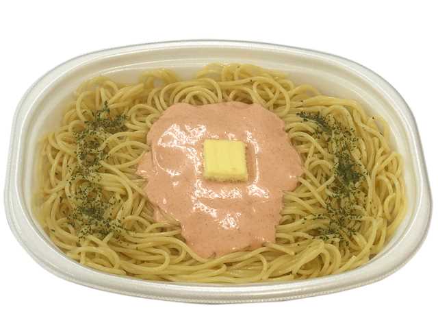 セブンイレブンの大盛 明太マヨのスパゲティを比較する。税込価格：464円、カロリー：750kcal、1円あたりカロリー：1.61kcal/円、たんぱく質：25g、1円あたりたんぱく質：0.05g/円、脂質：28.4g、炭水化物：102.3g、糖質：94.7g、食物繊維：7.6g、食塩相当量：6.6g。大盛タイプの明太子スパゲティです。コクのあるマヨネーズソースの隠し味にレモン果汁を使用しました。アレルギー：卵、乳、小麦。