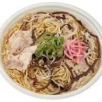 セブンイレブンの濃厚豚骨焼ラーメンを比較する。税込価格：594円、カロリー：661kcal、1円あたりカロリー：1.11kcal/円、たんぱく質：25.3g、1円あたりたんぱく質：0.04g/円、脂質：26.1g、炭水化物：85.3g、糖質：77.1g、食物繊維：8.2g、食塩相当量：5.7g。濃厚な豚骨だれに黒マー油（焦がしにんにく油）を効かせた、コクと旨味のある豚骨焼ラーメンです。アレルギー：卵、小麦。