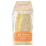 セブンイレブンのたまご＆ツナサンドを比較する。税込価格：270円、カロリー：342kcal、1円あたりカロリー：1.27kcal/円、たんぱく質：10.5g、1円あたりたんぱく質：0.04g/円、脂質：21.9g、炭水化物：26.5g、糖質：25g、食物繊維：1.5g、食塩相当量：1.2g。サンドイッチの定番具材「たまごサラダサンド」「ツナサラダサンド」を組み合わせたサンドイッチです。アレルギー：卵、乳、小麦。