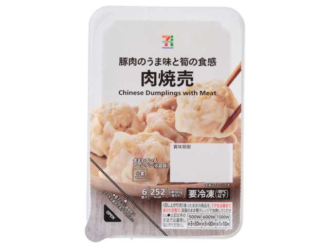 セブンイレブンの７プレミアム 肉焼売を比較する。税込価格：300円、カロリー：252kcal、1円あたりカロリー：0.84kcal/円、たんぱく質：17.3g、1円あたりたんぱく質：0.06g/円、脂質：8.3g、炭水化物：28.3g、糖質：25.6g、食物繊維：2.7g、食塩相当量：1.9g。豚肉のうま味と筍の食感が特長の肉焼売です。アレルギー：小麦。
