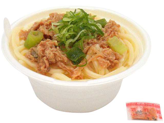 千とせ本店監修 浪花の肉うどん セブンイレブン 大阪難波の老舗「千とせ本店監修」商品です。出汁と牛肉を一緒に煮ることで、牛肉の旨味を味わえる出汁と滋賀県産小麦粉を使用したうどんを組み合わせた肉うどんです。