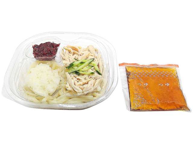 蒸し鶏と紀州南高梅のぶっかけおろしうどん セブンイレブン 和歌山県産紀州南高梅と蒸し鶏を合わせたぶっかけおろしうどん。