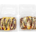 セブンイレブンのオムそばを比較する。税込価格：430円、カロリー：443kcal、1円あたりカロリー：1.03kcal/円、たんぱく質：13.4g、1円あたりたんぱく質：0.03g/円、脂質：16.6g、炭水化物：62.4g、糖質：57.7g、食物繊維：4.7g、食塩相当量：4.8g。ソース焼そばに玉子シート、お好みソース、マヨネーズ、あおさ粉をかけたオムそばです。アレルギー：卵、小麦。