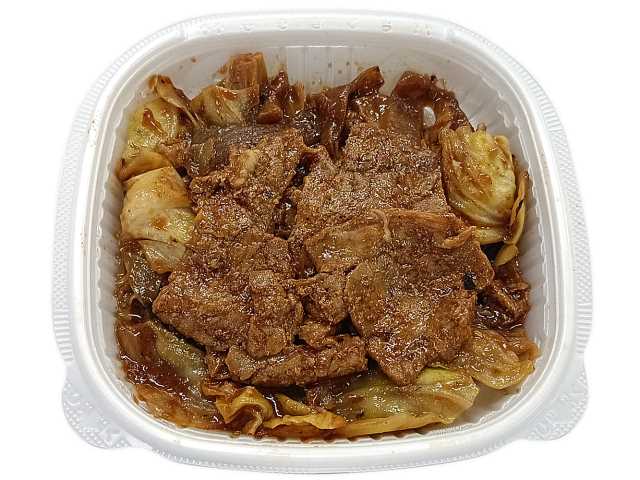 セブンイレブンのホイコーロー丼を比較する。税込価格：689円、カロリー：634kcal、1円あたりカロリー：0.92kcal/円、たんぱく質：15.3g、1円あたりたんぱく質：0.02g/円、脂質：22.4g、炭水化物：94.4g、糖質：91g、食物繊維：3.4g、食塩相当量：2.9g。鉄鍋で香ばしく炒めた具材を甜麺醤、豆板醤ベースの甘辛いたれで味付けしたご飯が進むホイコーロー丼です。アレルギー：卵、小麦。