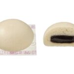 セブンイレブンのふわふわ×とろっと濃厚ごまあんまん。税込価格：161円、カロリー：241kcal、たんぱく質：4.6g、脂質：5.4g、炭水化物：44.6g、糖質：42.5g、食物繊維：2.1g、食塩相当量：0.1g。ごま風味豊かでとろっとなめらかなあんを、しっとりふわふわな生地で包んだごまあんまんです。アレルギー：小麦 特定原材料に準ずる20品目: ごま、大豆。