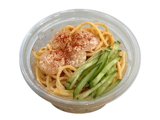 セブンイレブンの海老と明太子スパゲティサラダを比較する。税込価格：279円、カロリー：232kcal、1円あたりカロリー：0.83kcal/円、たんぱく質：8.6g、1円あたりたんぱく質：0.03g/円、脂質：12.4g、炭水化物：22.2g、糖質：20.8g、食物繊維：1.4g、食塩相当量：1.9g。お惣菜やおつまみとしてもお召し上がりいただける、明太子を使用したスパゲティサラダです。アレルギー：卵、小麦、えび。