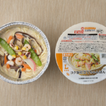 ローソンのコク旨仕立てちゃんぽんを比較する。税込価格：538円、カロリー：418kcal、1円あたりカロリー：0.78kcal/円、たんぱく質：16.4g、1円あたりたんぱく質：0.03g/円、脂質：9.4g、炭水化物：68.7g、糖質：65.2g、食物繊維：3.5g、食塩相当量：6g。