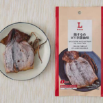 ローソンの焼するめピリ辛醤油味を比較する。税込価格：248円、カロリー：46kcal、1円あたりカロリー：0.19kcal/円、たんぱく質：9.7g、1円あたりたんぱく質：0.04g/円、脂質：0.6g、炭水化物：0.5g、糖質：0.4g、食物繊維：0.1g、食塩相当量：1g。