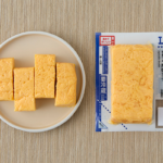 ローソンの切れてる厚焼玉子。税込価格：181円、カロリー：168kcal、たんぱく質：10.2g、脂質：8.7g、炭水化物：12.2g、糖質：12.1g、食物繊維：0.1g、食塩相当量：1.2g。