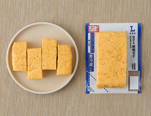 ローソンの切れてる厚焼玉子。税込価格：181円、カロリー：168kcal、たんぱく質：10.2g、脂質：8.7g、炭水化物：12.2g、糖質：12.1g、食物繊維：0.1g、食塩相当量：1.2g。