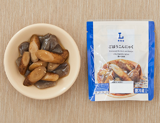ローソンのごぼうこんにゃく。税込価格：192円、カロリー：29kcal、たんぱく質：1.1g、脂質：0.2g、炭水化物：6.7g、糖質：4.7g、食物繊維：2g、食塩相当量：0.8g。