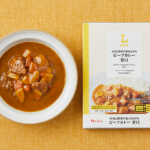 ローソンの牛肉と野菜の旨み広がるビーフカレー 甘口。税込価格：125円、カロリー：152kcal、たんぱく質：3.5g、脂質：7.5g、炭水化物：18.9g、糖質：16.6g、食物繊維：2.3g、食塩相当量：2.4g。