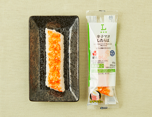 ローソンの辛子マヨしたらばを比較する。税込価格：138円、カロリー：99kcal、1円あたりカロリー：0.72kcal/円、たんぱく質：5g、1円あたりたんぱく質：0.04g/円、脂質：6.3g、炭水化物：5.7g、糖質：5.4g、食物繊維：0.3g、食塩相当量：1g。
