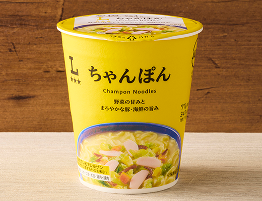 ローソンのちゃんぽんを比較する。税込価格：168円、カロリー：341kcal、1円あたりカロリー：2.03kcal/円、たんぱく質：6.3g、1円あたりたんぱく質：0.04g/円、脂質：12.1g、炭水化物：51.7g、糖質：49.7g、食物繊維：2g、食塩相当量：3.5g。