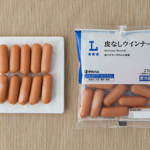ローソンの皮なしウインナー。税込価格：124円、カロリー：216kcal、たんぱく質：10g、脂質：16.8g、炭水化物：6.4g、糖質：6.1g、食物繊維：0.3g、食塩相当量：1.8g。