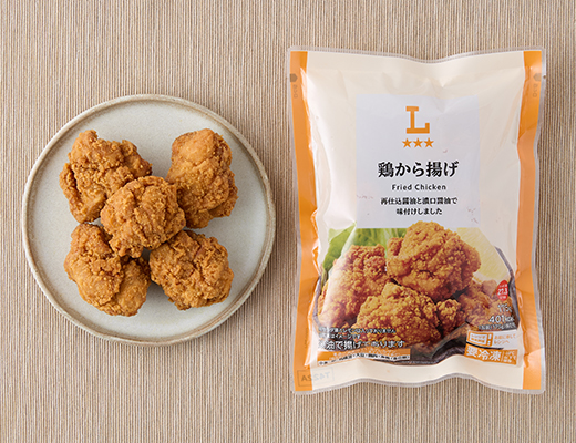 ローソンの鶏から揚げを比較する。税込価格：333円、カロリー：401kcal、1円あたりカロリー：1.20kcal/円、たんぱく質：27.3g、1円あたりたんぱく質：0.08g/円、脂質：22.2g、炭水化物：23.8g、糖質：22.2g、食物繊維：1.6g、食塩相当量：2g。