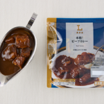 ローソンの本格！ビーフカレー。税込価格：441円、カロリー：314kcal、たんぱく質：11g、脂質：20.6g、炭水化物：22.6g、糖質：19.6g、食物繊維：3g、食塩相当量：2.9g。